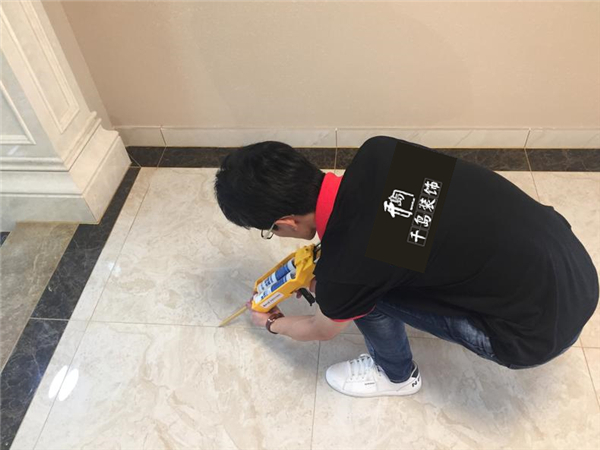 美縫好不好？瓷磚用勾縫劑還是美縫劑